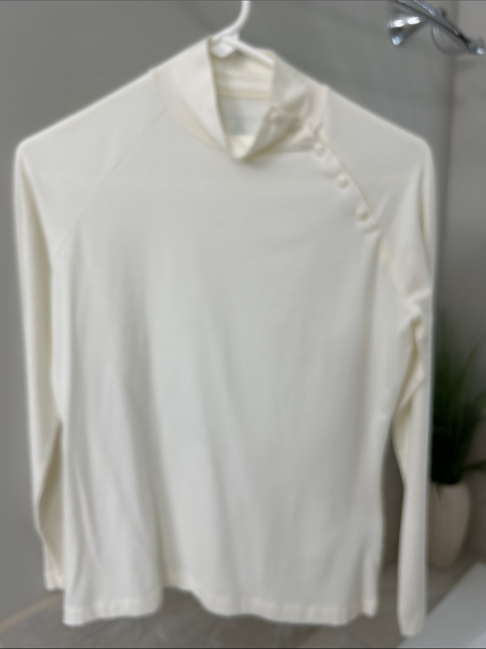 Lands' End Cream Mock Neck Long Sleeve Top with Shoulder Buttons